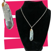 Load image into Gallery viewer, Quartz Dagger Necklace