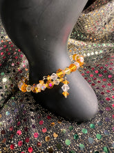 Load image into Gallery viewer, Yellow/Orange Glass beaded Bracelet
