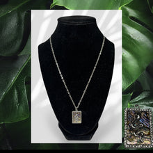 Load image into Gallery viewer, Abalone Shell Necklaces
