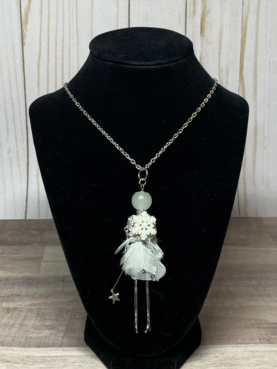 Snow Princess Necklace