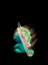 Load image into Gallery viewer, Figurines Resin &amp; Custom Figurines
