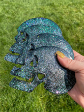 Load image into Gallery viewer, Skull Resin Coasters set of 4 color shifting
