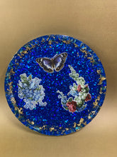Load image into Gallery viewer, Blue Glitter Flower &amp; Butterfly Beveled Resin Tray
