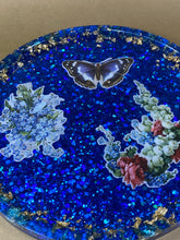Load image into Gallery viewer, Blue Glitter Flower &amp; Butterfly Beveled Resin Tray
