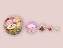 Load image into Gallery viewer, Crystal Ball, Sphere, Paperweight, Art, Custom
